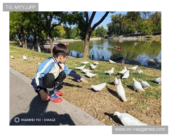 北京宋家庄居民王锦程的乒乓球生活:清晨赶赴龙潭中湖体育公园 北京宋家庄居民王锦程的乒乓球生活:清晨赶赴龙潭中湖体育公园