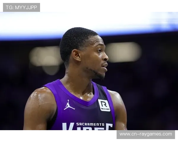 国王队福克斯成史上第五位单场35分+10抢断球员